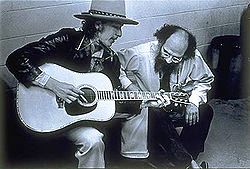 Allen Ginsberg y Bob Dylan.jpg