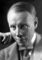 Sinclair Lewis 1930.jpg