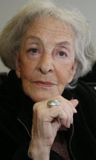 Ida Vitale.jpg