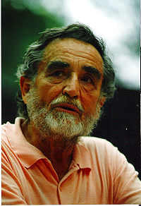 Vittorio Gassman.jpg