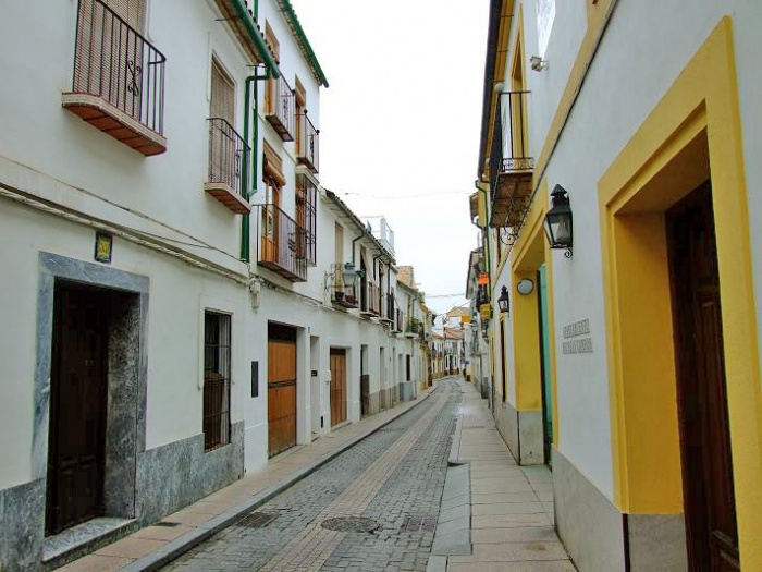 Archivo:CalleLineros01.jpg