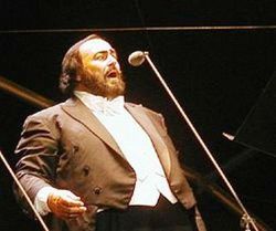 Luciano Pavarotti.jpg