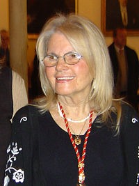 Isabel Aguera.jpg